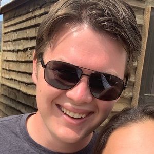 Meet your Posher, Peter